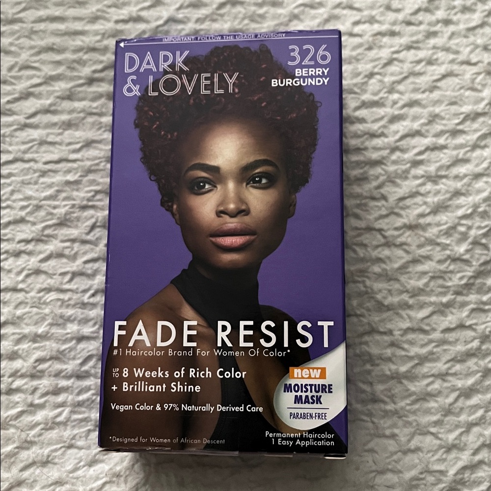 NWT Dark & Lovely Fade Resist Hair Color - Berry Burgundy